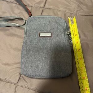 New Baggallini silver/grey crossbody